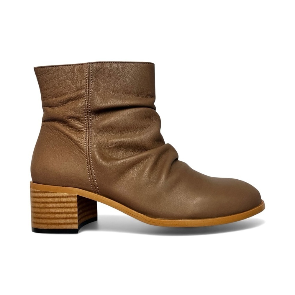 Anthropologie Leather Slouchy Ankle Boot Womens 5.5 Boho Chic Neutral Minimalist - Picture 2 of 10